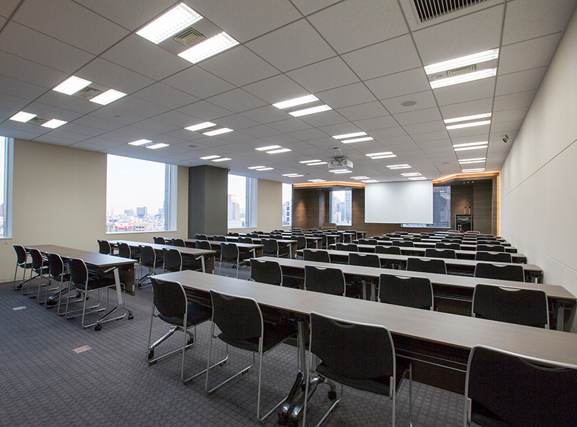 スクール形式（64席）のイメージ